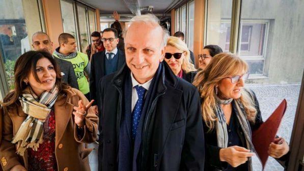 Pensioni, Bussetti: "Oltre 15mila domande presentate nella scuola"