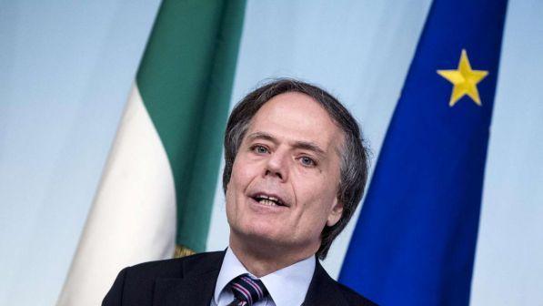 Ue, ministro Moavero: emettere titoli debito per aiutare il bilancio