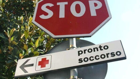 Donna brutalmente picchiata senza motivo, arrestato un fabbro nel Milanese
