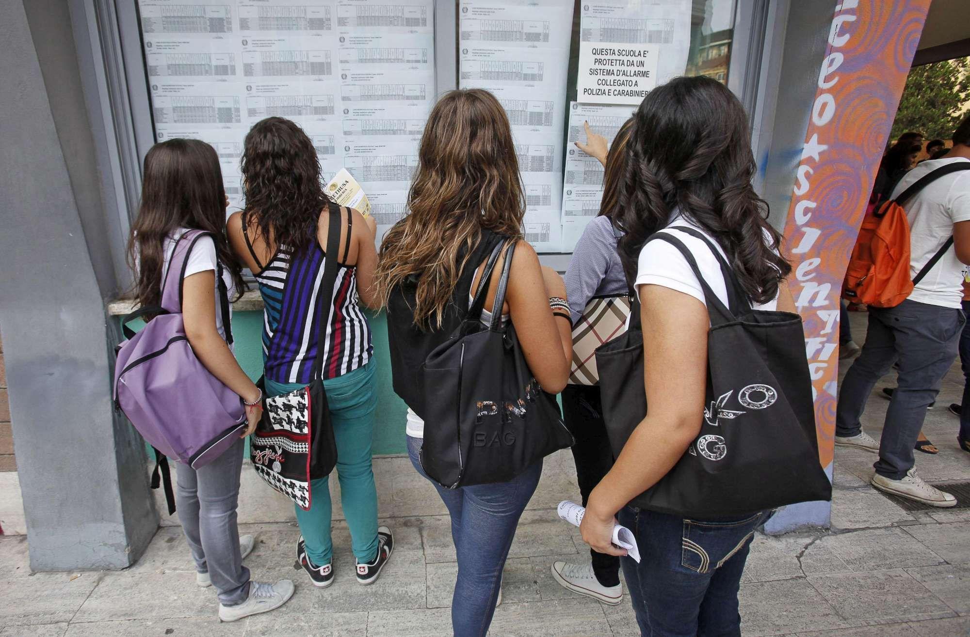 Perché lo Stato finanzia le scuole paritarie? Semplice: risparmia
