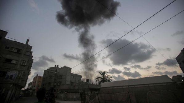 Gaza,proteste a confine:17enne palestinese ucciso da soldati Israele