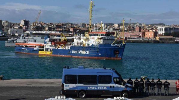 Sea Watch, Salvini: "Sono scafisti, i nostri porti restano chiusi"