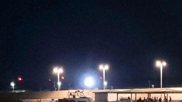 Migranti, partono 38 persone: hotspot di Lampedusa quasi vuoto