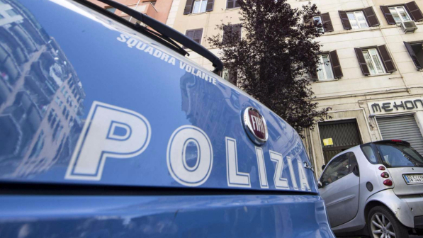 Napoli, pregiudicato latitante ucciso a colpi di pistola