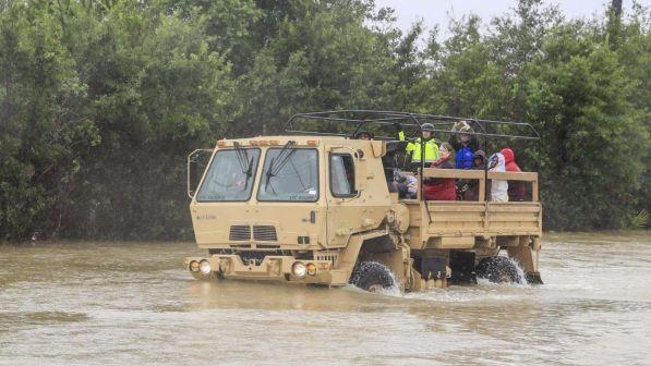 Harvey, Venezuela: pronti a donare 5 milioni di dollari agli Usa