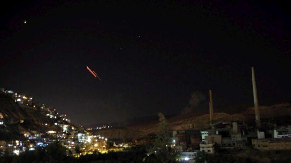 Aereo russo abbattuto, Cremlino: tragedia mina rapporti con Israele