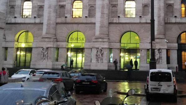 Borsa, Milano chiude in moderato rialzo: Ftse Mib +0,85%