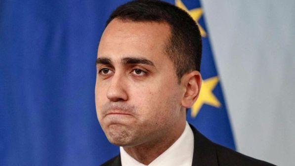 Alitalia, Di Maio: massima attenzione al rilancio