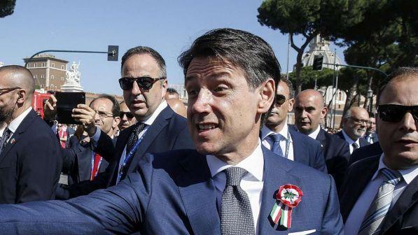 Conte: restiamo nella Nato e con Usa ma via sanzioni alla Russia