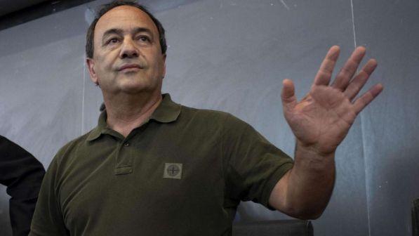 Riace,Mimmo Lucano resta in esilio: nuovo no a revoca divieto dimora