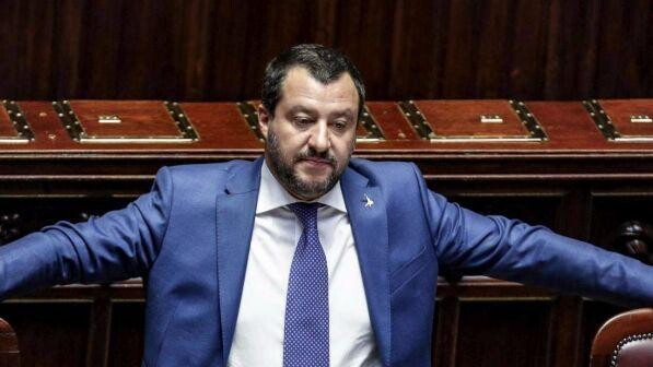 Salvini: "Meno tasse a chi investe su titoli Italia"