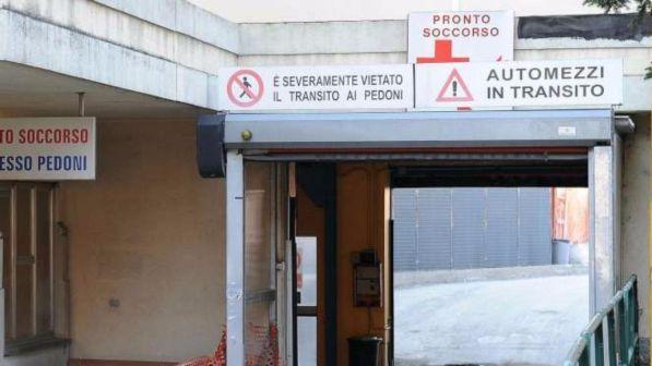 Prato, spara a moglie con fucile da caccia e poi si uccide