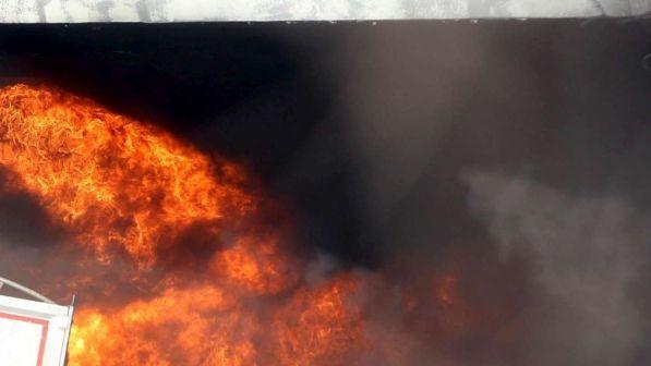 Tanzania, cercano di raccogliere carburante da autobotte: 57 morti