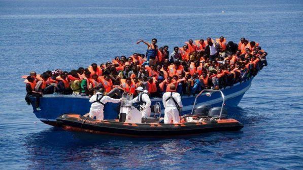 Migranti, Fico: "Io i porti non li chiuderei"