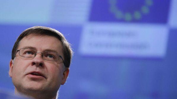 Dombrovskis (Commissione Ue):Italia viola regole,sia responsabile