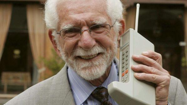 Da New York 45 anni fa la prima chiamata da cellulare