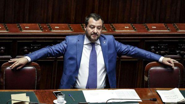 Salvini: "Uniche macerie sono del sogno Ue distrutto da Juncker"