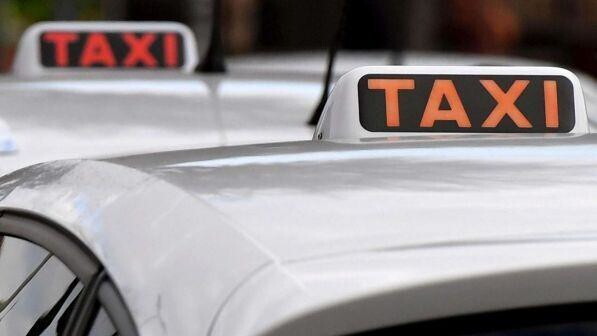 Taxi in sciopero il 9 luglio: "Nessuna risposta da Toninelli"