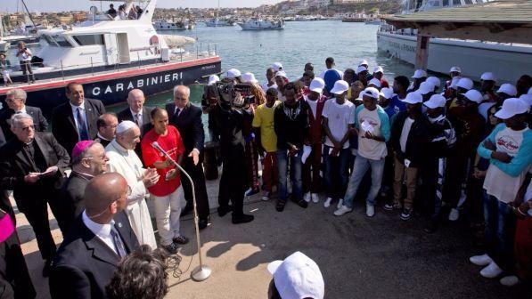 Papa Francesco: "Dopo Lampedusa ho capito che dovevo viaggiare"