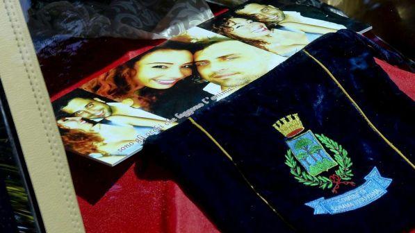 Cc ucciso, la vedova Cerciello legge la poesia: "La moglie del carabiniere"