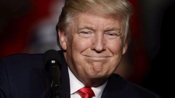 Cnn: "Russi avevano raccolto materiale su Donald Trump"