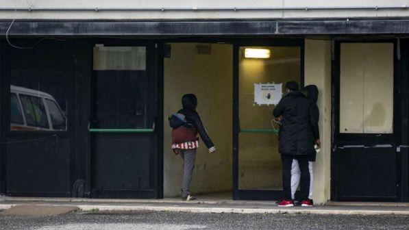 Cara di Castelnuovo, giovedì sit-in operatori: perderemo il lavoro
