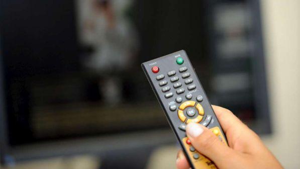 Piratavano segnale pay tv: 5 arresti, utenti a rischio denuncia