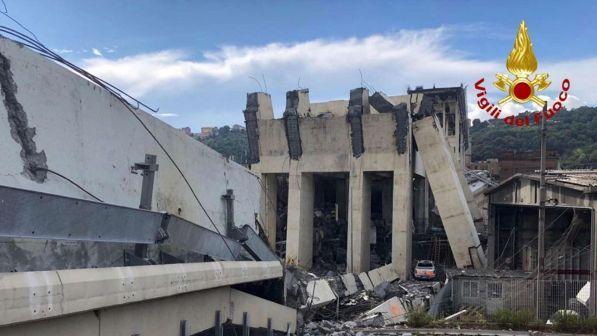 Crollo ponte Genova, Autostrade: verifiche erano trimestrali