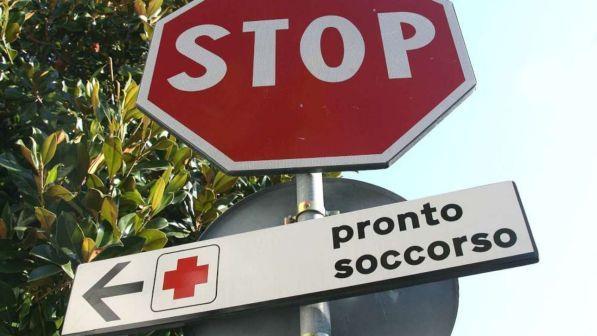 Incidente stradale a Catania, un morto e quattro feriti sulla A18