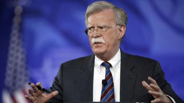 Usa, Trump silura il consigliere Bolton: "Non ero d'accordo con lui" | La replica: "Mi sono dimesso io"