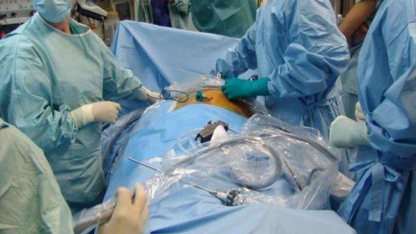 Genova, guasto ai condizionatori in ospedale: tre ore di stop agli interventi