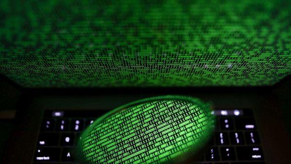 Milioni di mail e password rubate, ecco cosa fare per proteggersi dagli hacker