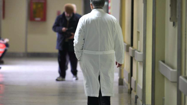 Vicenza, "gara" medici-infermieri sull'uso di cannule per pazienti: tutto iniziato durante una cena