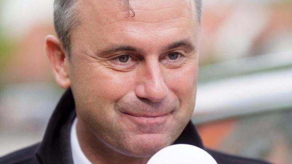 Austria, l'annuncio di Hofer: "Pronti a un referendum sull'appartenenza di Vienna all'Unione europea"