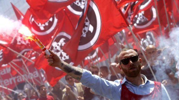 Roma, stabile occupato da CasaPound: 330mila euro di debiti da pagare