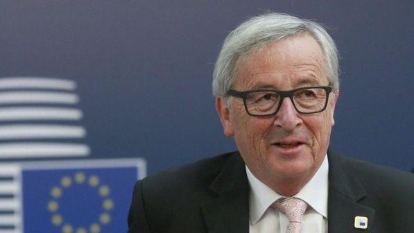 Elezioni, allarme di Juncker sull'Italia: "Prepariamoci a governo non operativo" | Gentiloni: "Stia tranquillo"