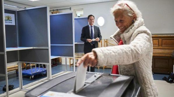 Europee in Olanda, exit poll: nessun seggio al partito anti-migranti