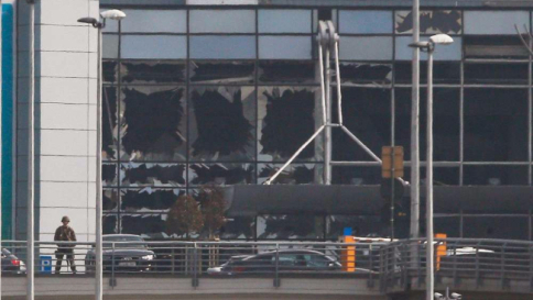 Bruxelles, terrore nel cuore d'Europa: 31 morti in attacchi ad aeroporto e metrò