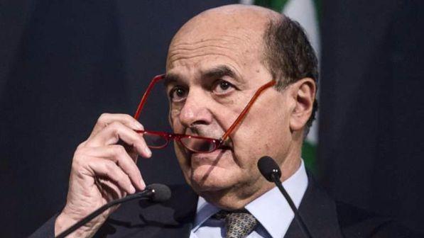 Referendum, Bersani a Renzi: mia posizione è sempre stata la stessa