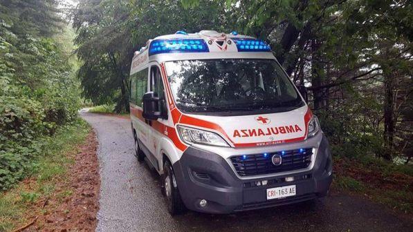 In auto investita da treno in Valtellina, turista ferita