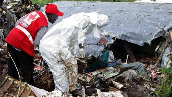 Aereo cade in Sud Sudan: 21 morti, un italiano in gravi condizioni