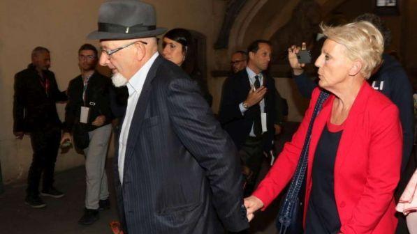 Genitori di Renzi, lunedì l'interrogatorio davanti al gip