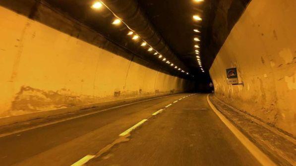 Gran Sasso, Strada Parchi revoca la chiusura del traforo