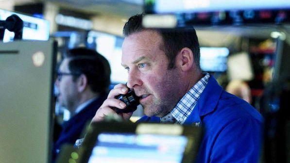 Chiusura di Wall Street contrastata: Dj -0,04%, Nasdaq +0,32%