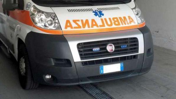 ambulanza 118 generica giorno estate