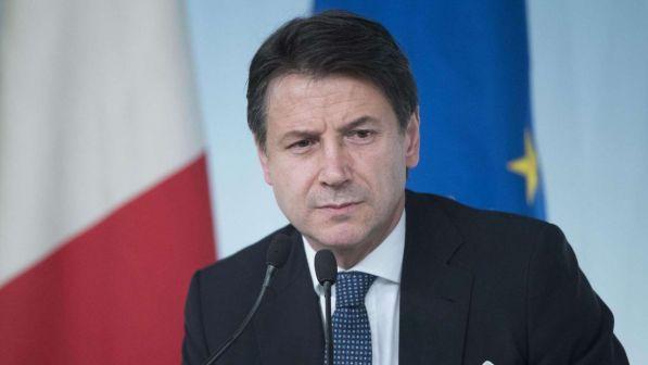 Congresso delle famiglie, Conte: "Via il patrocinio di Palazzo Chigi"