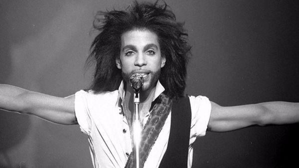 Prince, Jay Z offre 40 milioni di euro per la produzione inedita