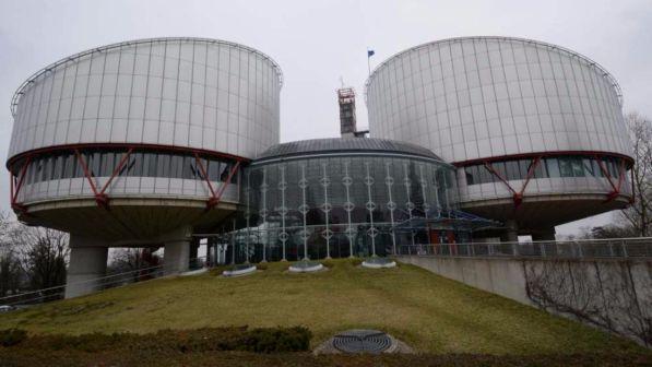 Violenza sulle donne, Strasburgo condanna l'Italia: "Giustizia lenta"