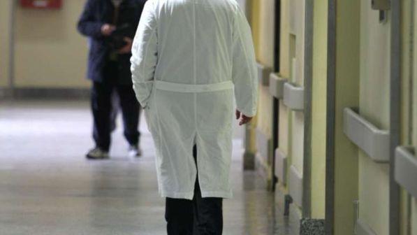 Como, paziente: non mi faccio visitare da un medico "negro" e va via
