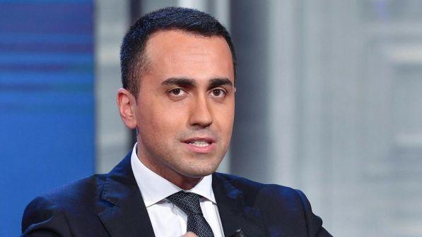 Di Maio: "Aboliremo le pensioni d'oro sopra 4-5mila euro"